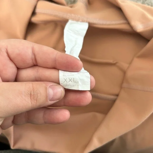 Leggings Bundle (Pink & Fabletics) - Picture 12 of 12